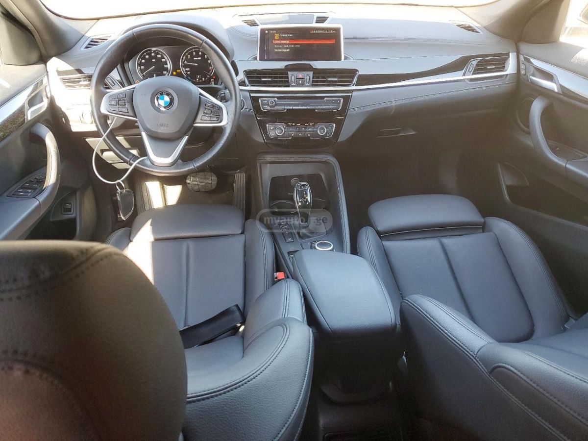 BMW X2 - фото 8