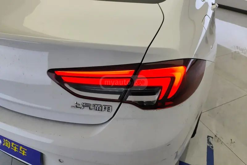 Buick Regal 2022 — миниатюра 5