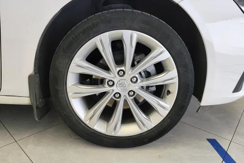 Buick Regal 2022 — миниатюра 6