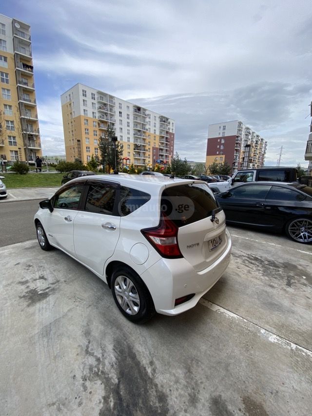 Nissan Note - фото 5