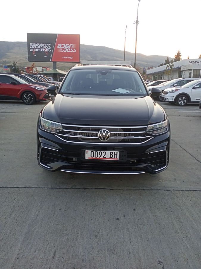 Volkswagen Tiguan - фото 5