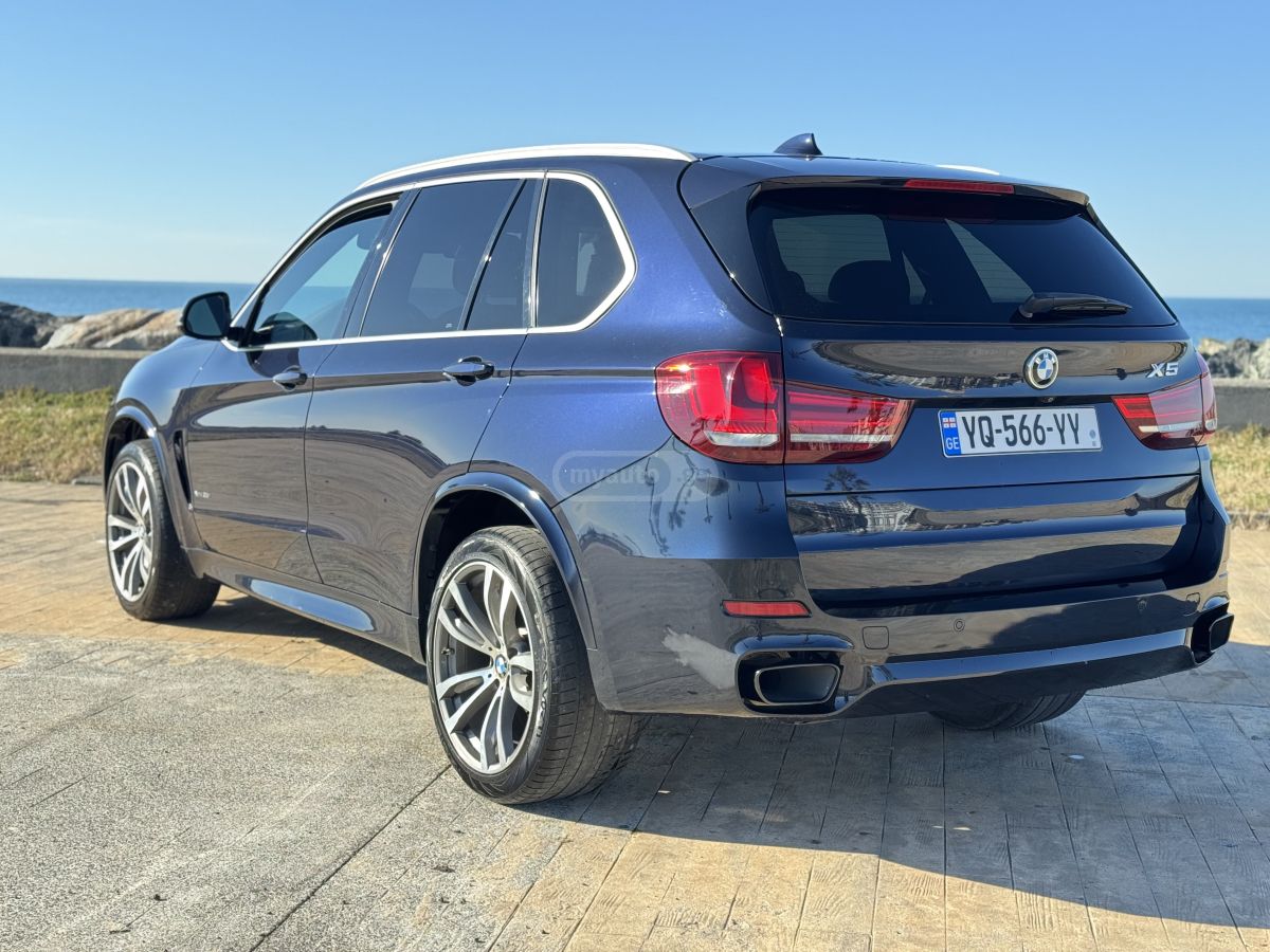 BMW X5 - фото 4