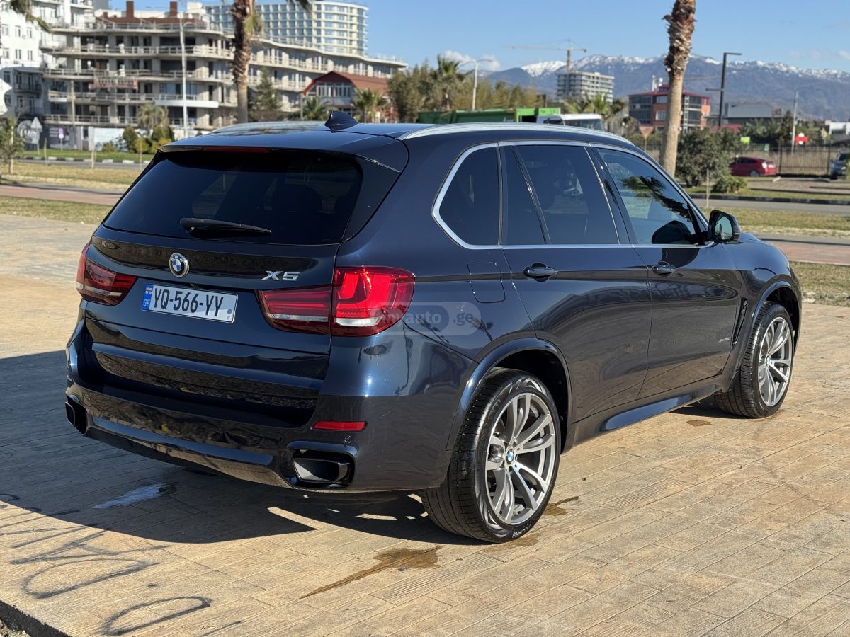 BMW X5 - фото 5