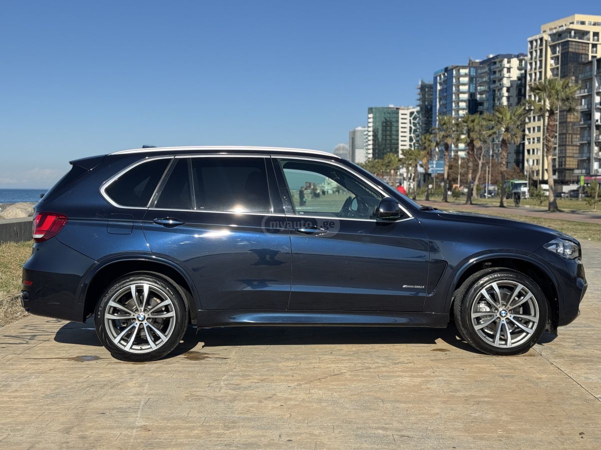 BMW X5 - фото 6