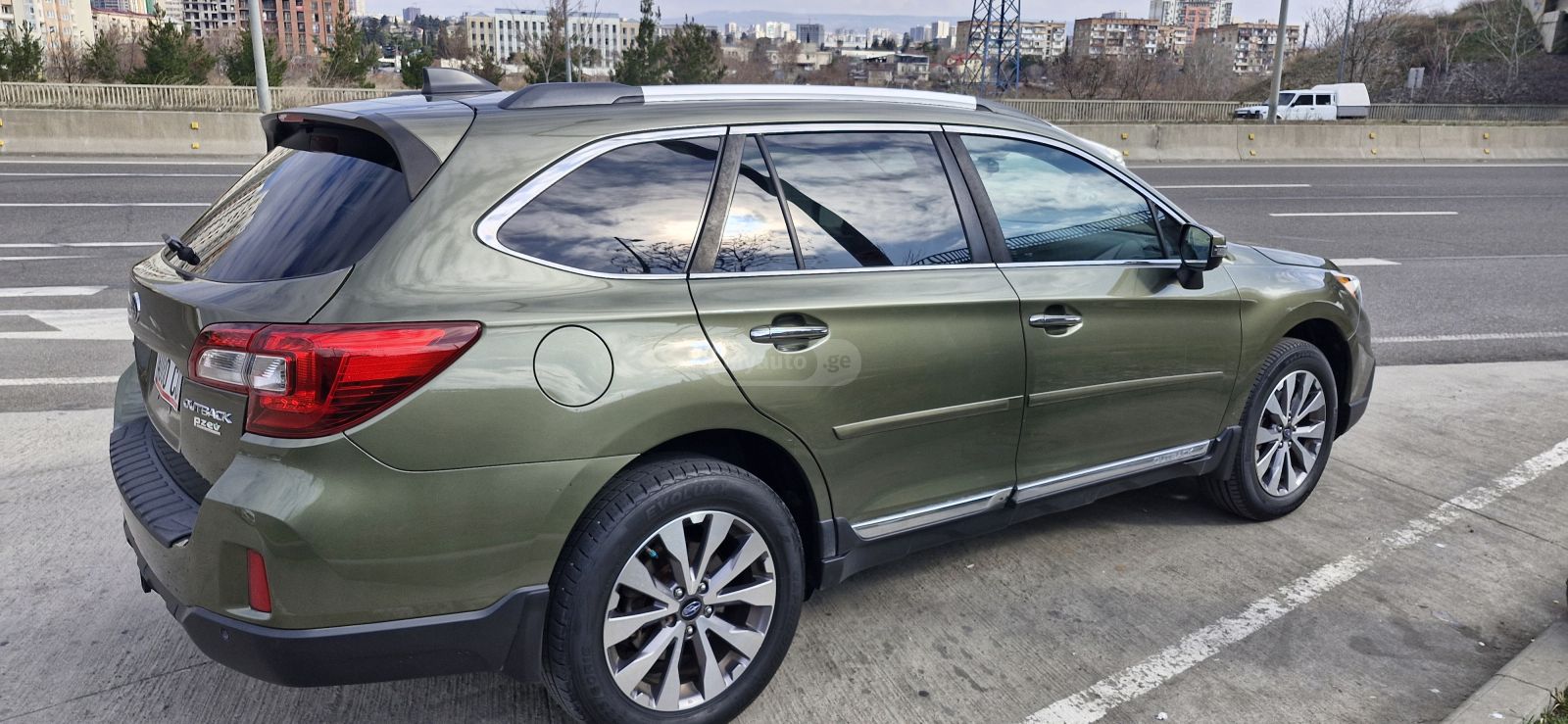 Subaru Outback - фото 3