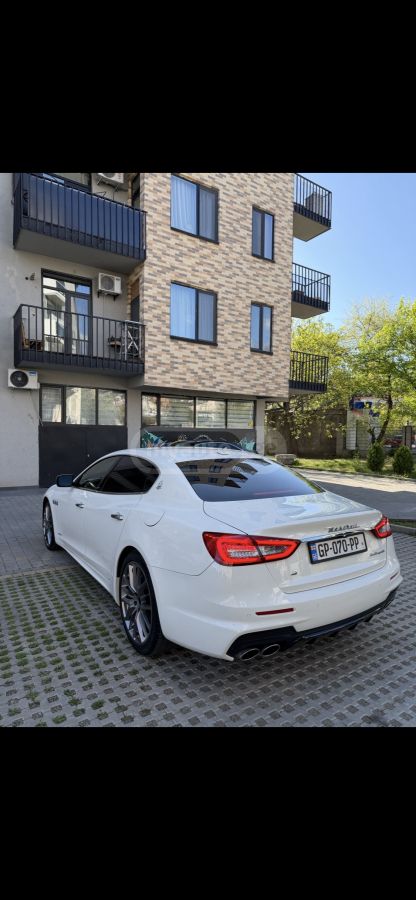 Maserati Quattroporte - фото 3
