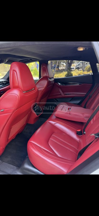 Maserati Quattroporte - фото 6