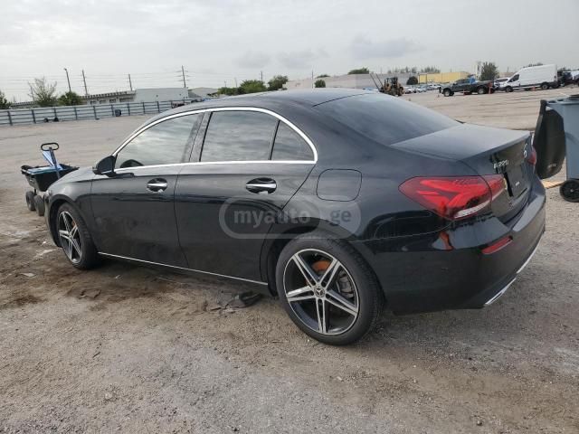 Mercedes-Benz A 220 2022 — миниатюра 2