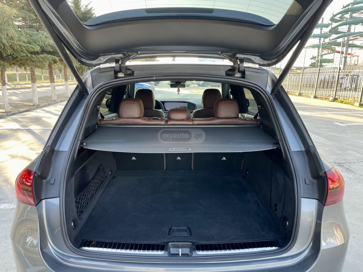 Mercedes-Benz /// AMG Line — миниатюра 12