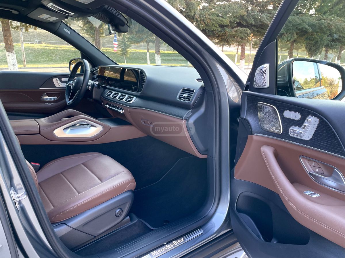 Mercedes-Benz /// AMG Line — миниатюра 9