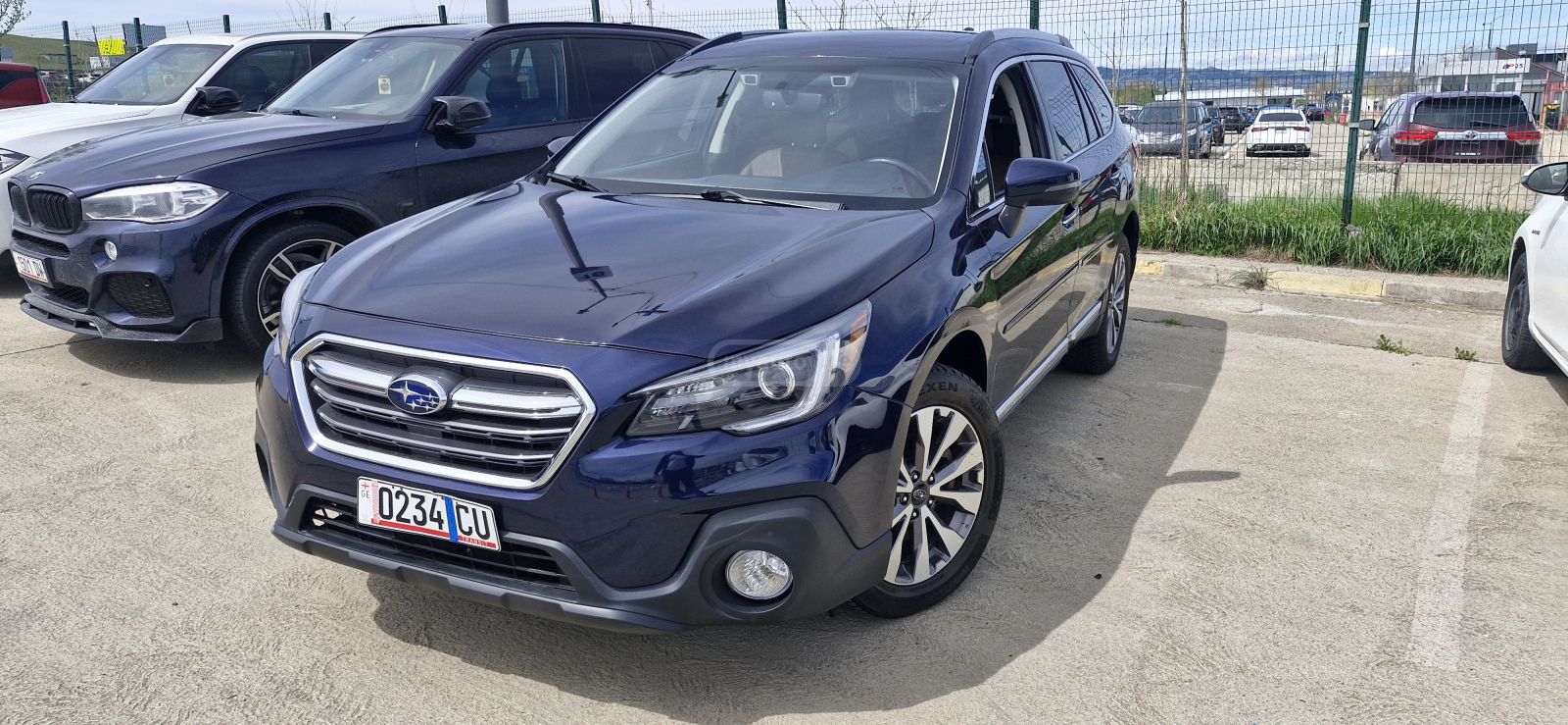 Subaru Outback - фото 2