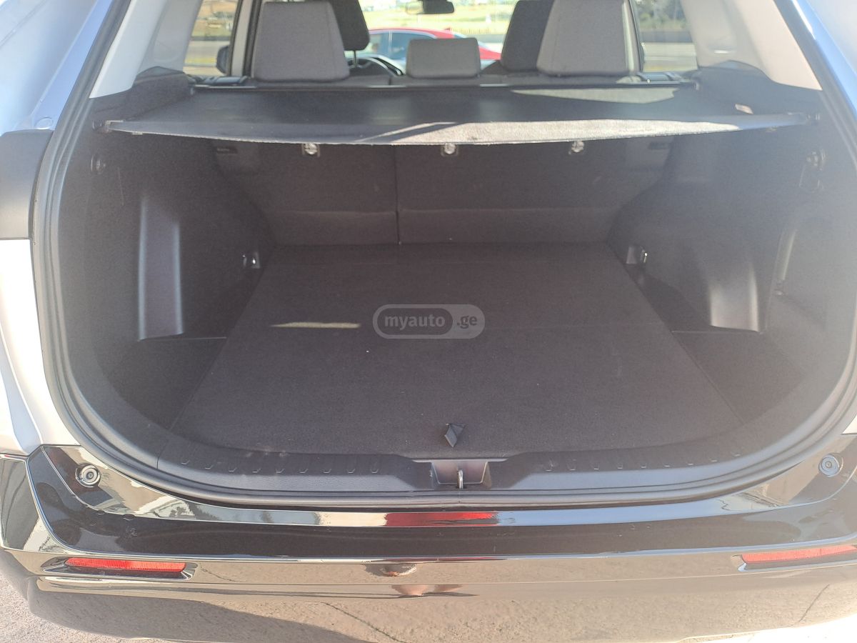 Toyota RAV 4 - фото 12