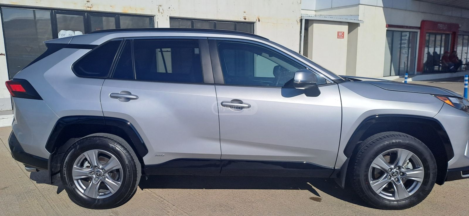 Toyota RAV 4 - фото 4