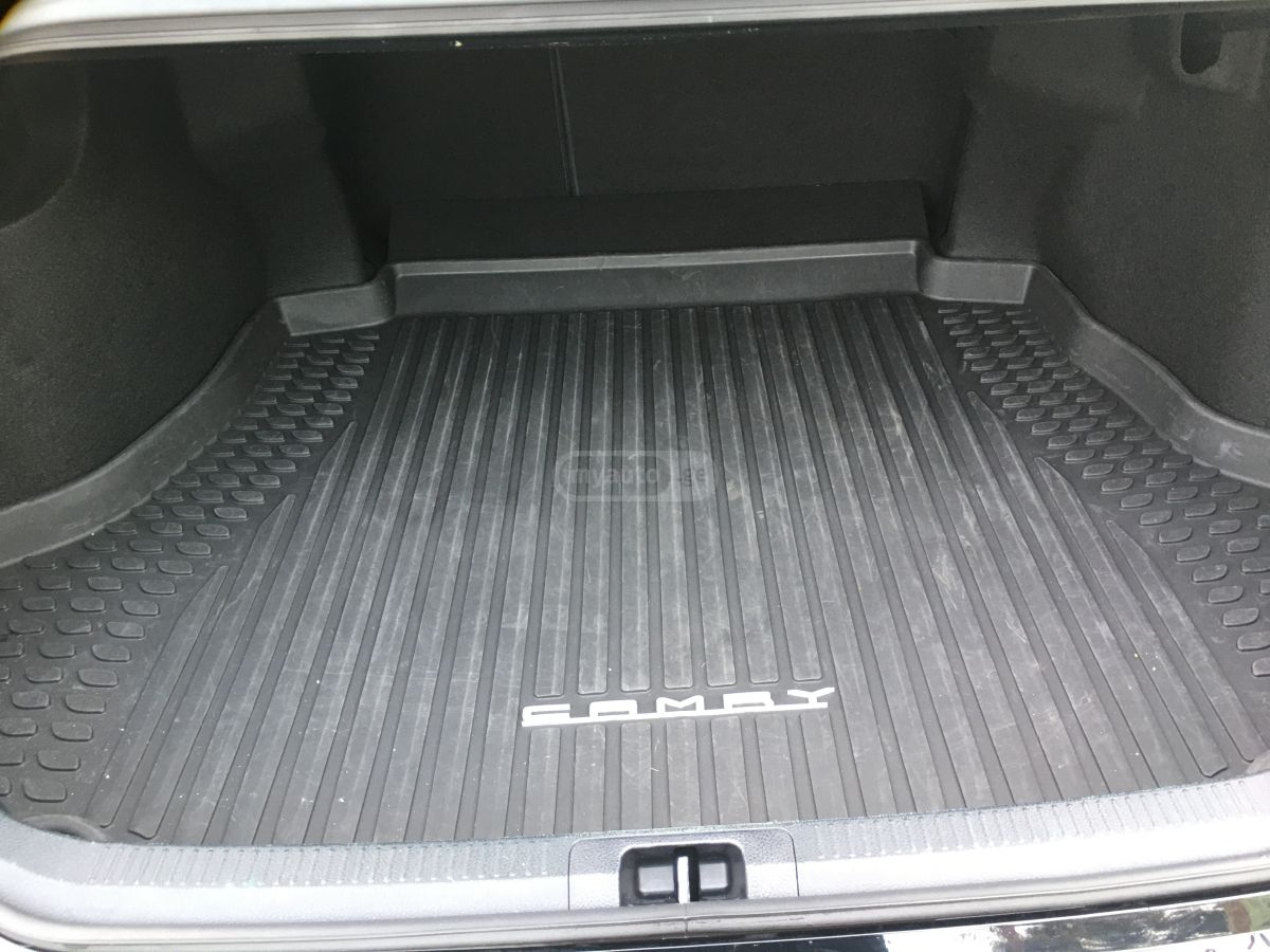 Toyota Camry - фото 7