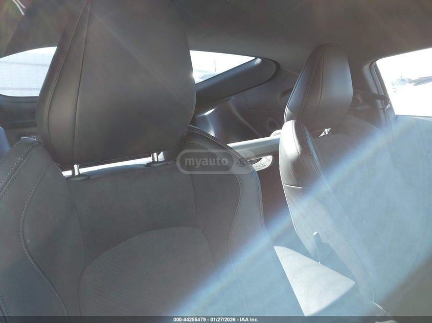 Nissan 370 Z 2024 — миниатюра 8