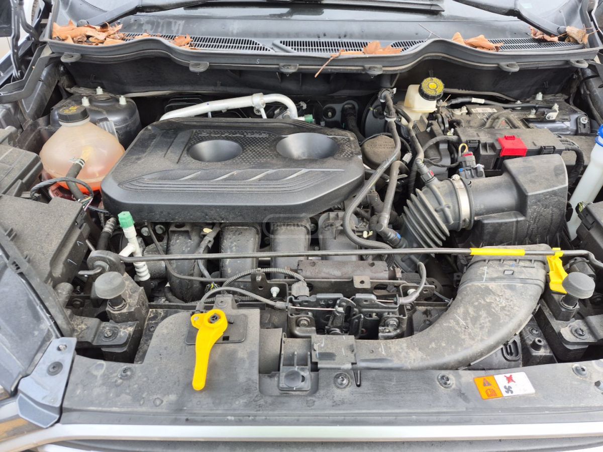 Ford SE 4x4 Sport Utility Automatic — миниатюра 10