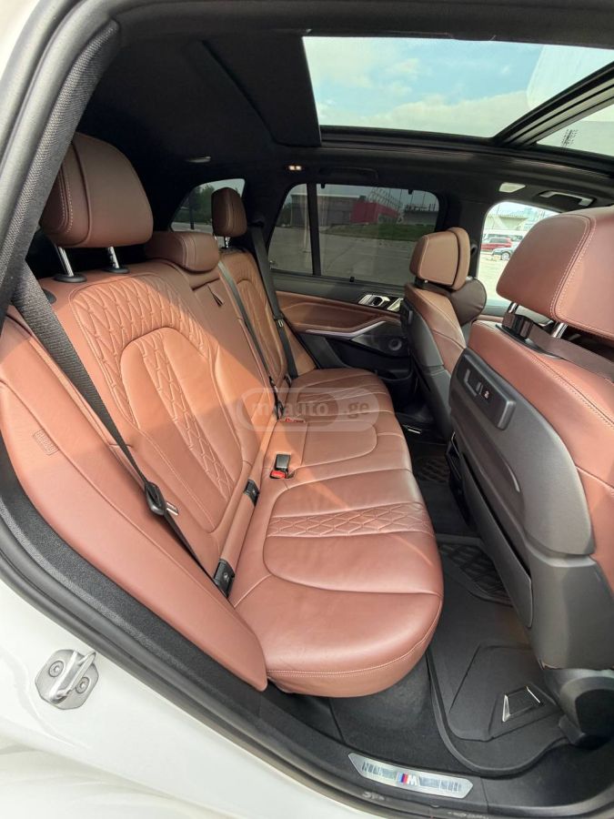 BMW X5 - фото 12