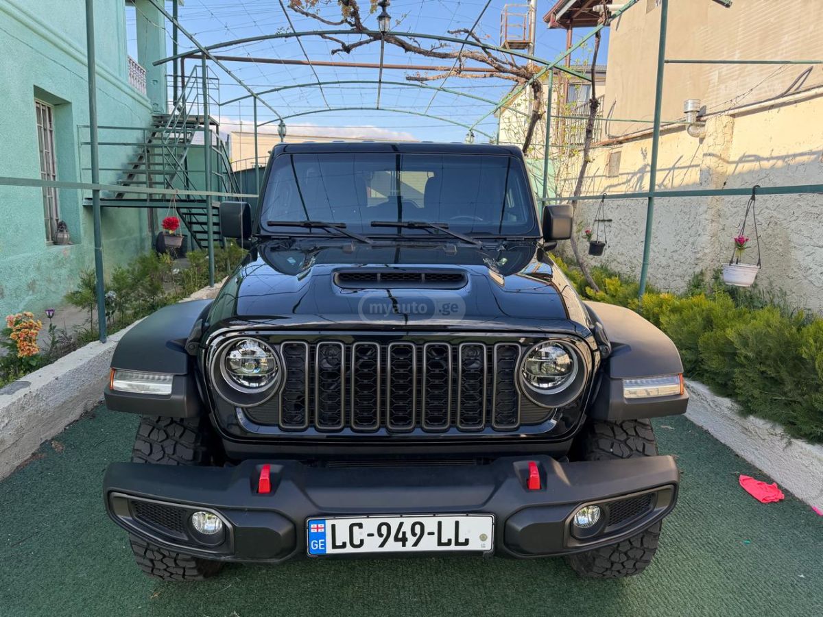 Jeep Wrangler - фото 1