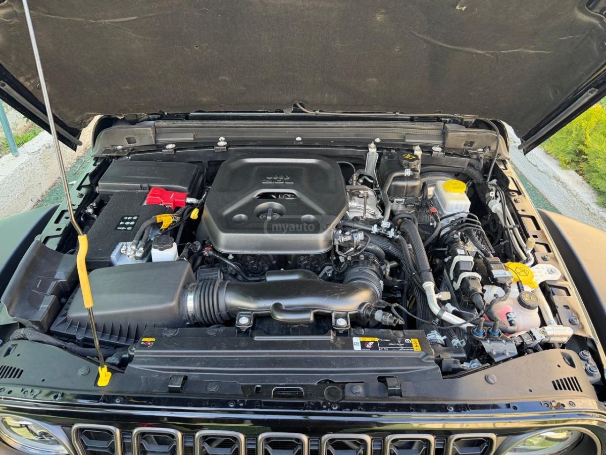 Jeep Wrangler - фото 11