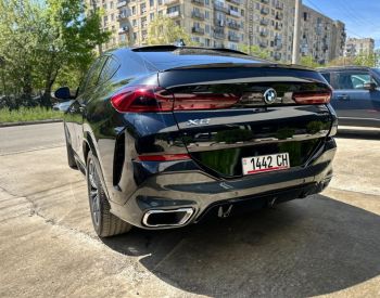 BMWX62021