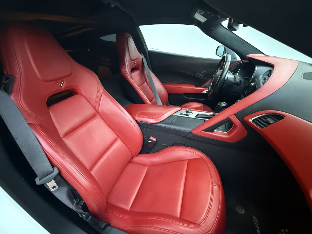 Chevrolet Corvette - фото 10