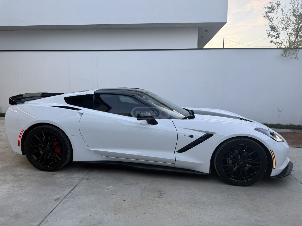 Chevrolet Corvette - фото 6