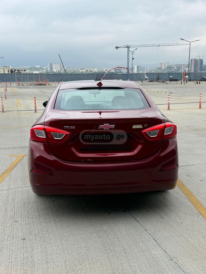 Chevrolet Cruze - фото 2