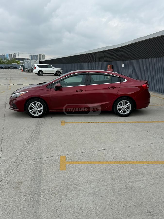 Chevrolet Cruze - фото 3
