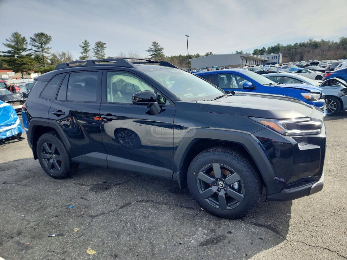 Toyota RAV 4 - фото 1