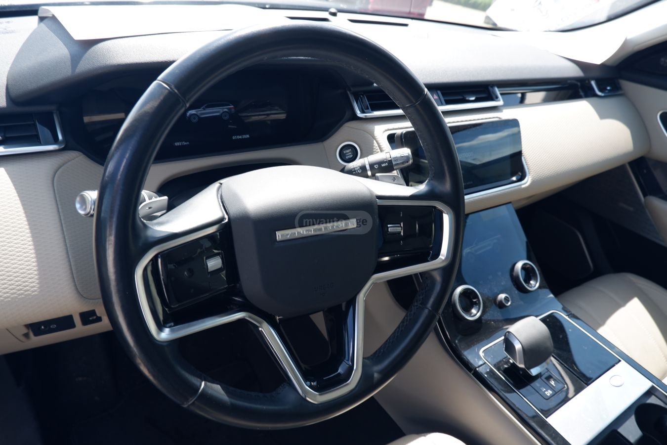 Land Rover Range Rover Velar 2021 — миниатюра 11