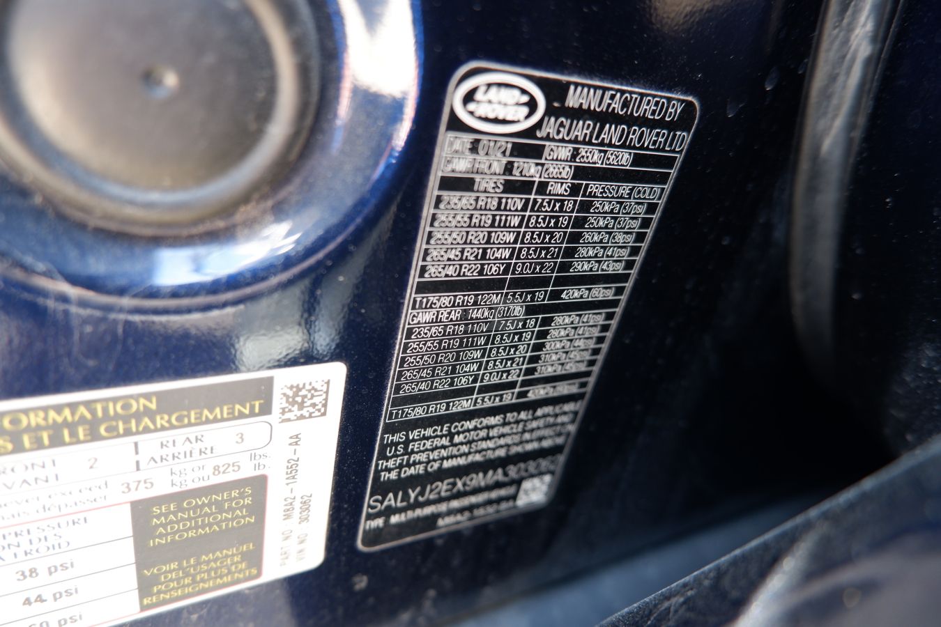 Land Rover Range Rover Velar 2021 — миниатюра 14