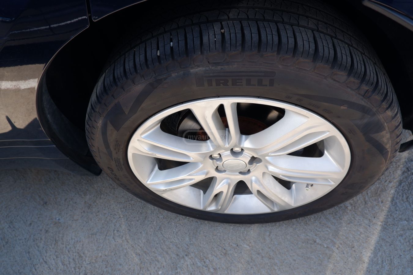 Land Rover Range Rover Velar 2021 — миниатюра 7