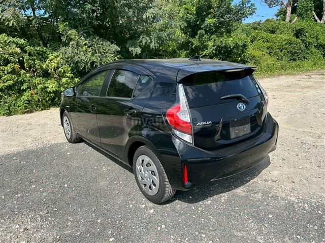 Toyota Aqua - фото 10