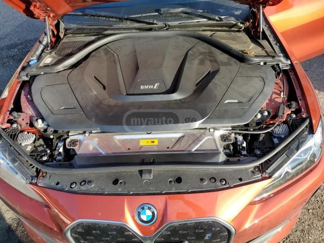 BMW eDrive35 4dr Rear-Wheel Drive — миниатюра 2