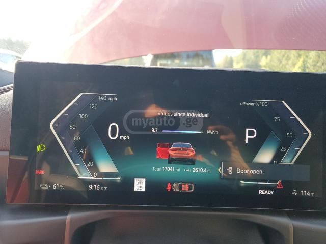 BMW eDrive35 4dr Rear-Wheel Drive — миниатюра 7