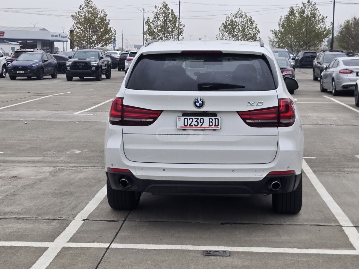 BMW X5 - фото 4