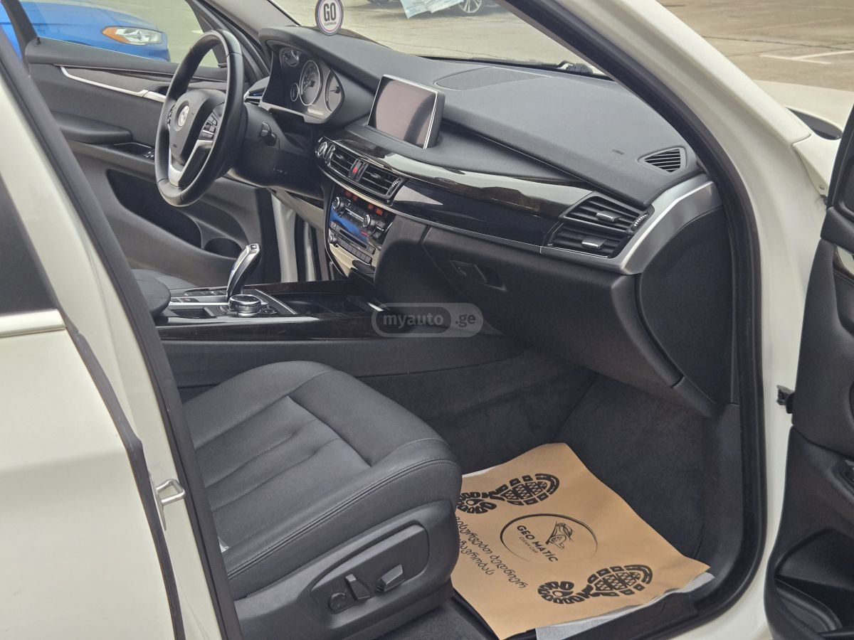 BMW X5 - фото 9