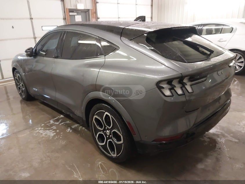 Ford Mustang Mach-E GT 4dr All-Wheel Drive Automat 2023 — миниатюра 3