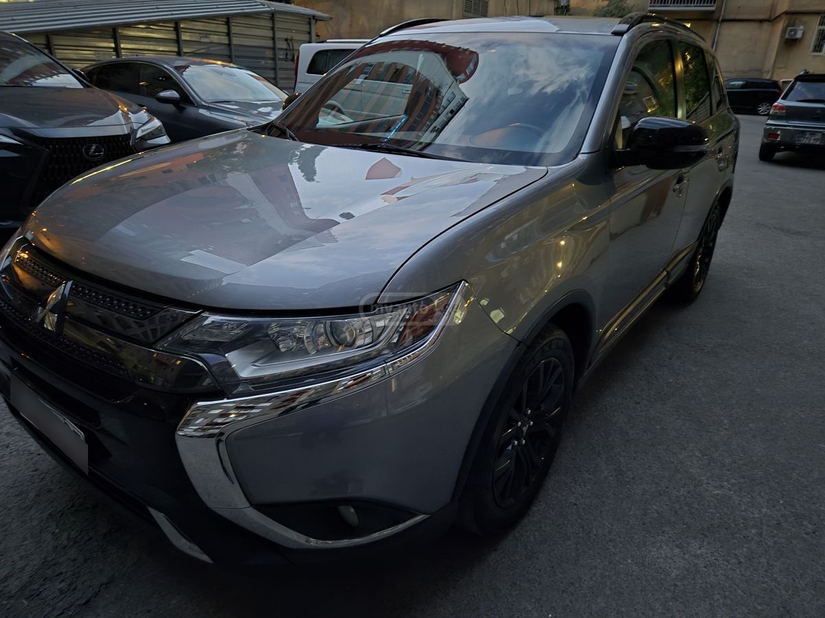 Mitsubishi Outlander - фото 11