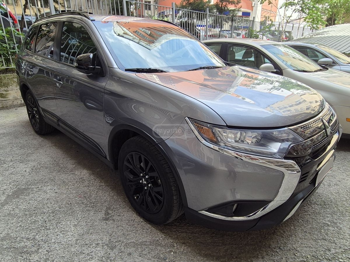 Mitsubishi Outlander - фото 3