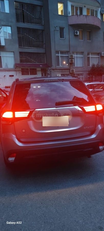 Mitsubishi Outlander - фото 6