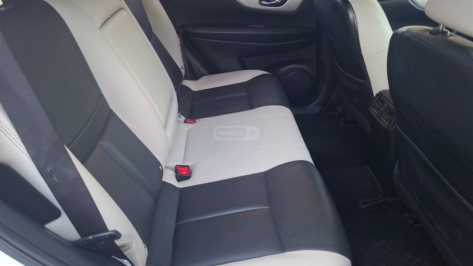 Nissan X-Trail - фото 12