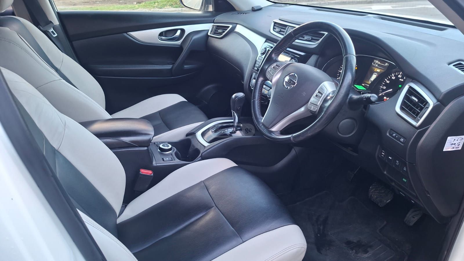 Nissan X-Trail - фото 8