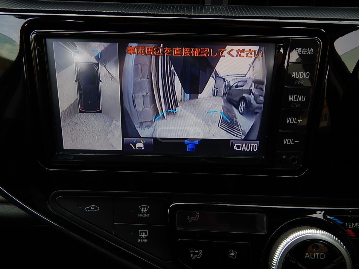 Toyota Aqua - фото 15