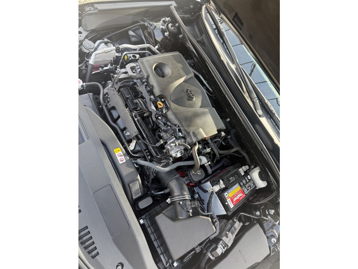 Toyota Camry - фото 4