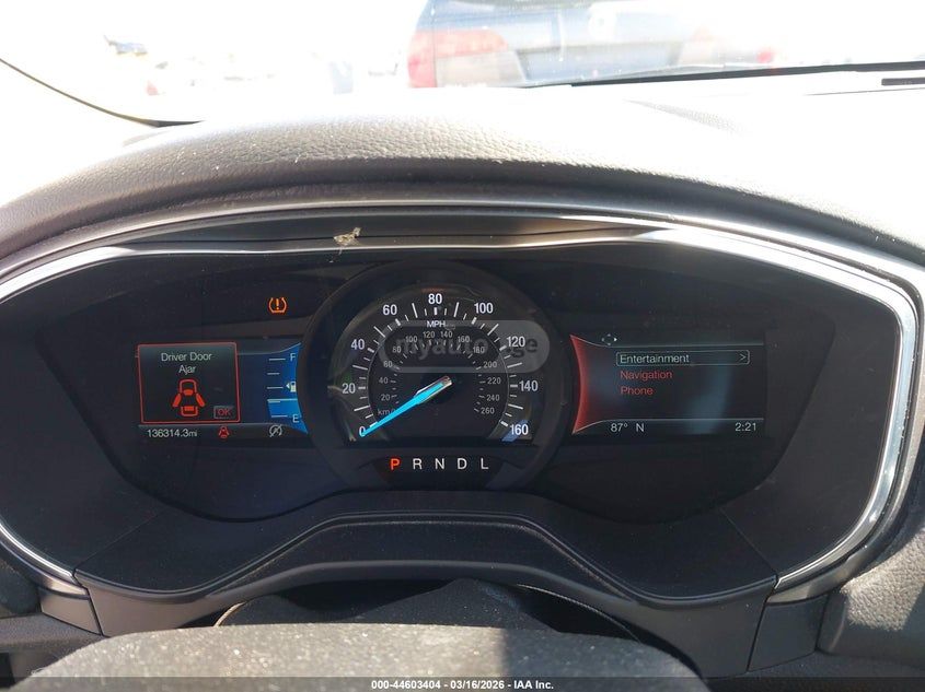 Ford Fusion - фото 7