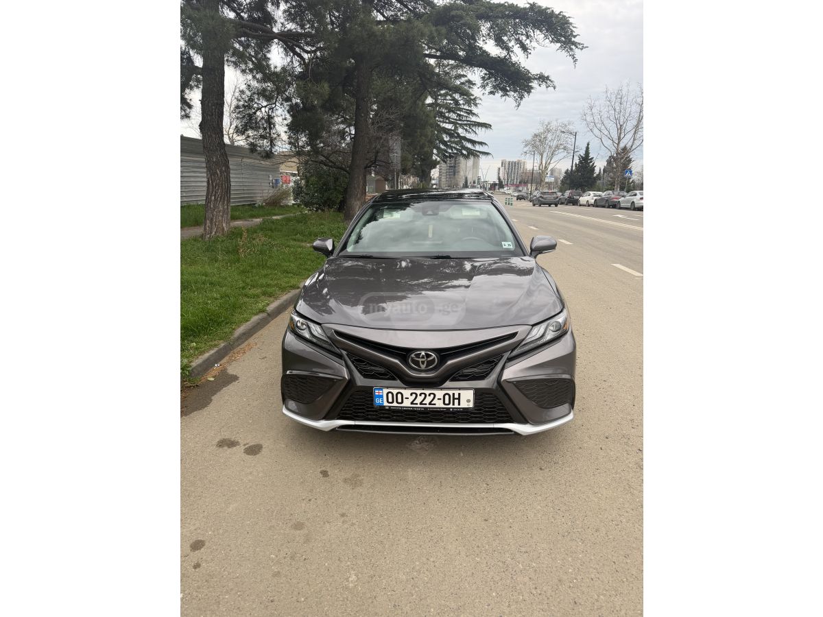 Toyota Camry - фото 10