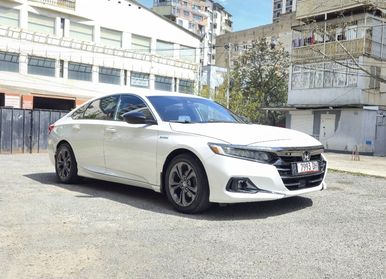 Toyota Camry - фото 6