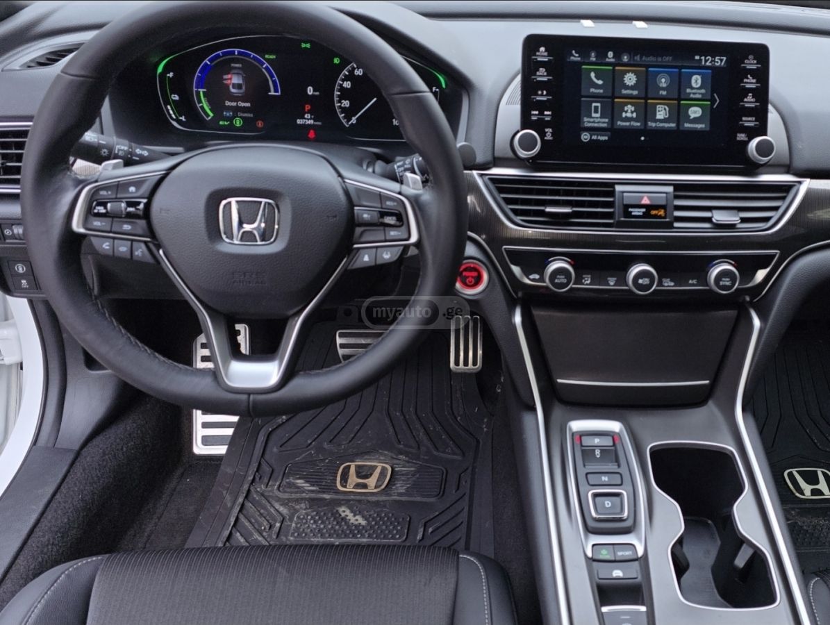 Toyota Camry - фото 9