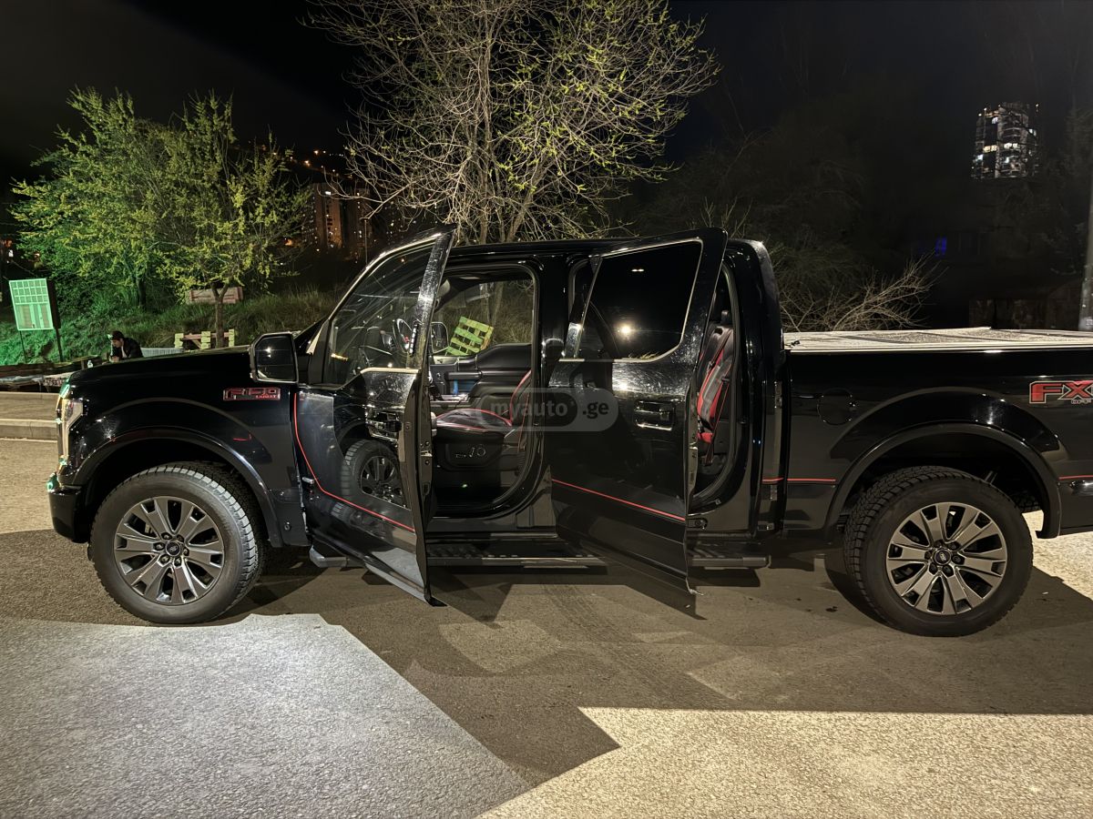Ford F150 - фото 4